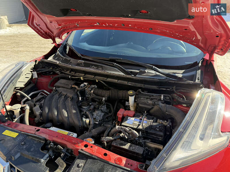 Позашляховик / Кросовер Nissan Juke 2017 в Полтаві