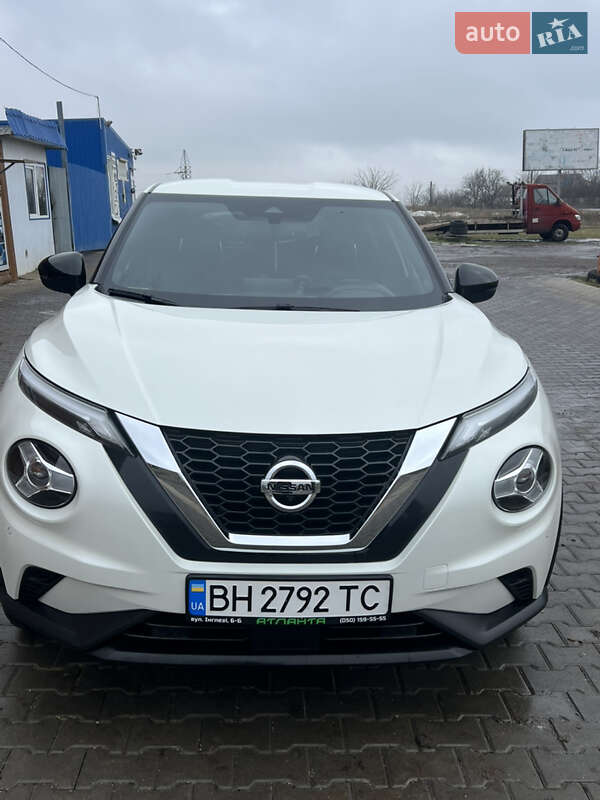 Внедорожник / Кроссовер Nissan Juke 2021 в Черноморске