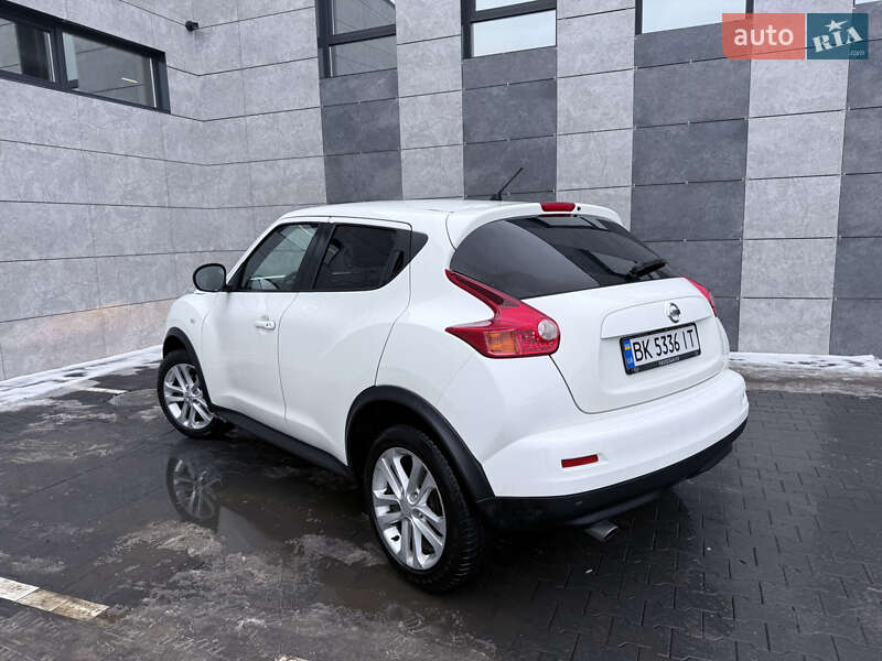 Внедорожник / Кроссовер Nissan Juke 2012 в Сарнах фото 6 Внедорожник / Кроссовер Nissan Juke 2012 в Сарнах