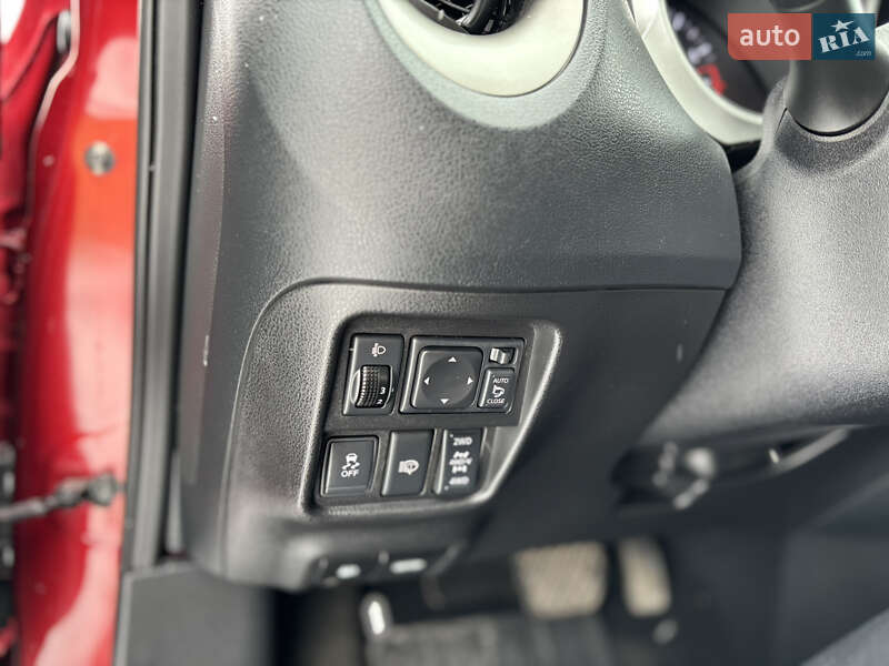 Внедорожник / Кроссовер Nissan Juke 2011 в Луцке фото 14 Внедорожник / Кроссовер Nissan Juke 2011 в Луцке