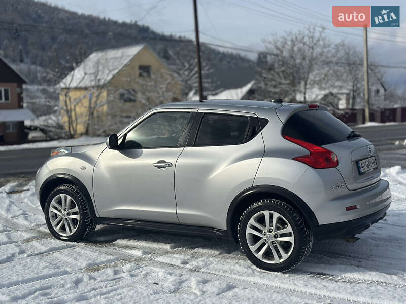 Внедорожник / Кроссовер Nissan Juke 2011 в Сваляве фото 13 Внедорожник / Кроссовер Nissan Juke 2011 в Сваляве