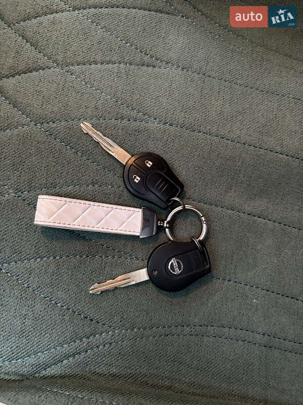 Позашляховик / Кросовер Nissan Juke 2012 в Дніпрі