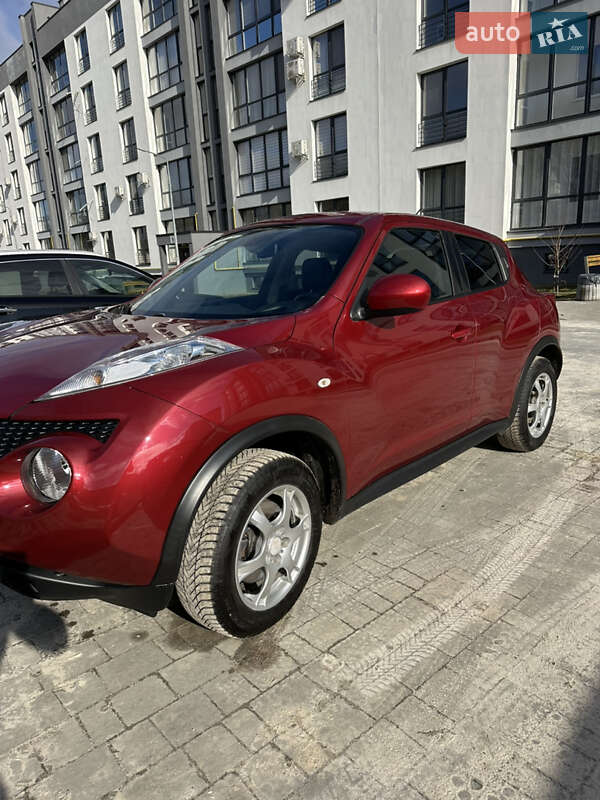 Позашляховик / Кросовер Nissan Juke 2012 в Львові