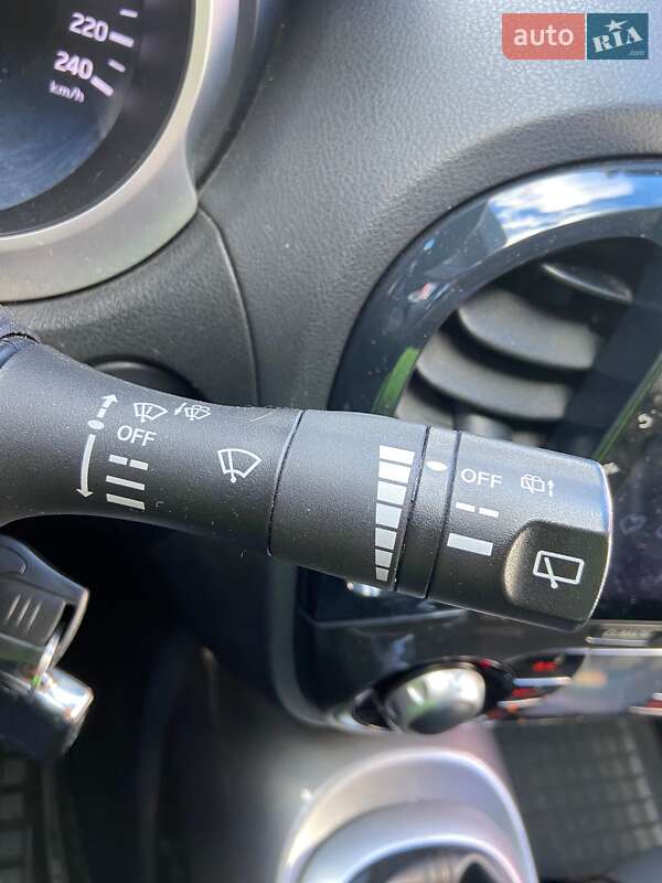 Внедорожник / Кроссовер Nissan Juke 2011 в Прилуках