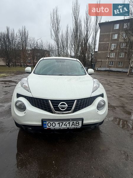 Внедорожник / Кроссовер Nissan Juke 2013 в Покрове