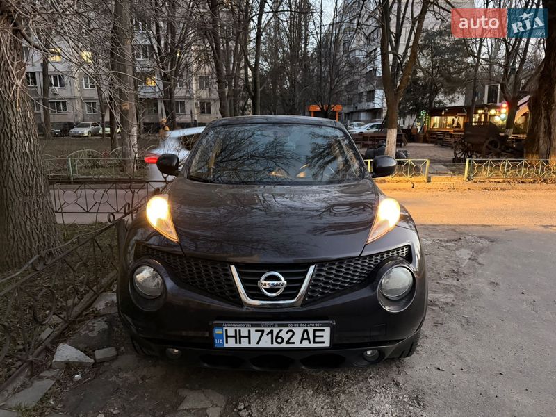 Внедорожник / Кроссовер Nissan Juke 2013 в Одессе