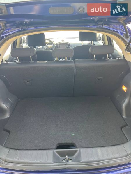 Позашляховик / Кросовер Nissan Juke 2017 в Львові