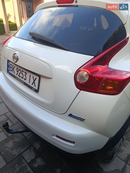 Внедорожник / Кроссовер Nissan Juke 2014 в Дубно