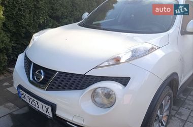 Внедорожник / Кроссовер Nissan Juke 2014 в Дубно