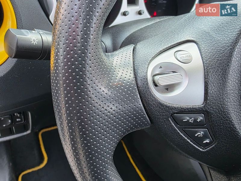 Внедорожник / Кроссовер Nissan Juke 2014 в Одессе