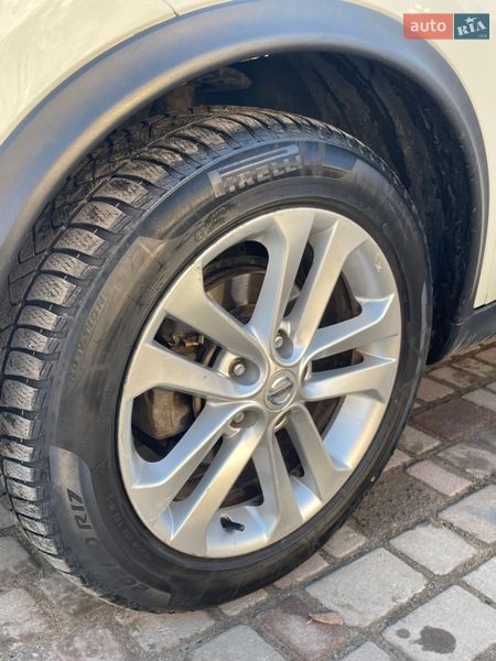 Внедорожник / Кроссовер Nissan Juke 2012 в Ровно