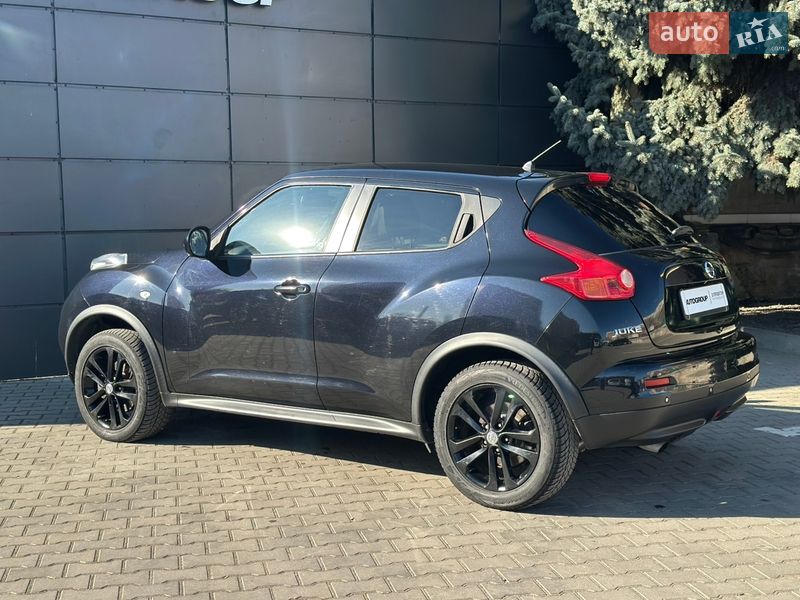 Внедорожник / Кроссовер Nissan Juke 2010 в Одессе