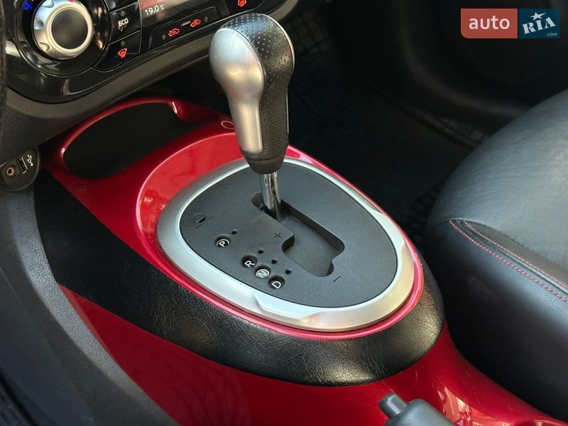 Внедорожник / Кроссовер Nissan Juke 2010 в Одессе