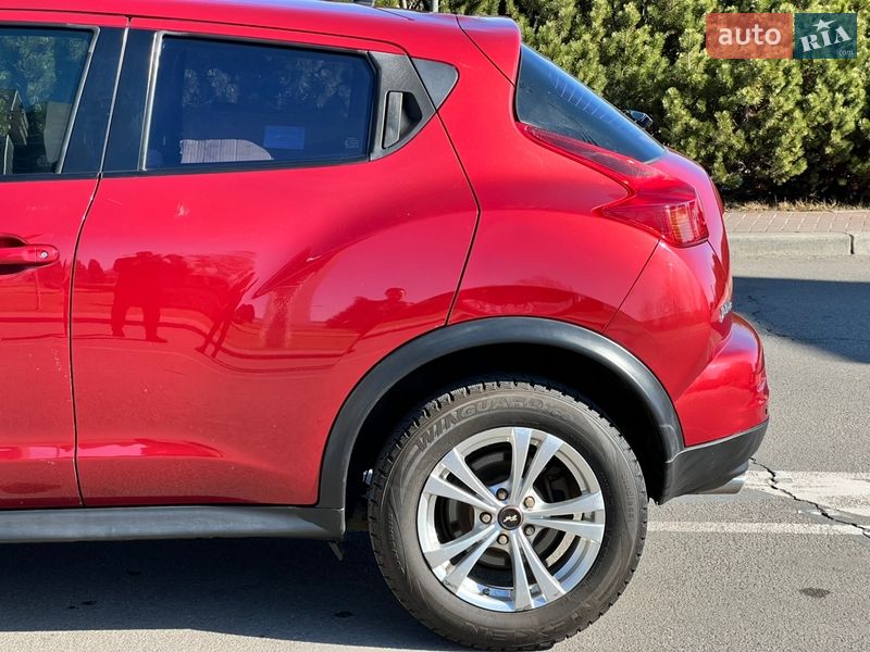 Внедорожник / Кроссовер Nissan Juke 2012 в Киеве