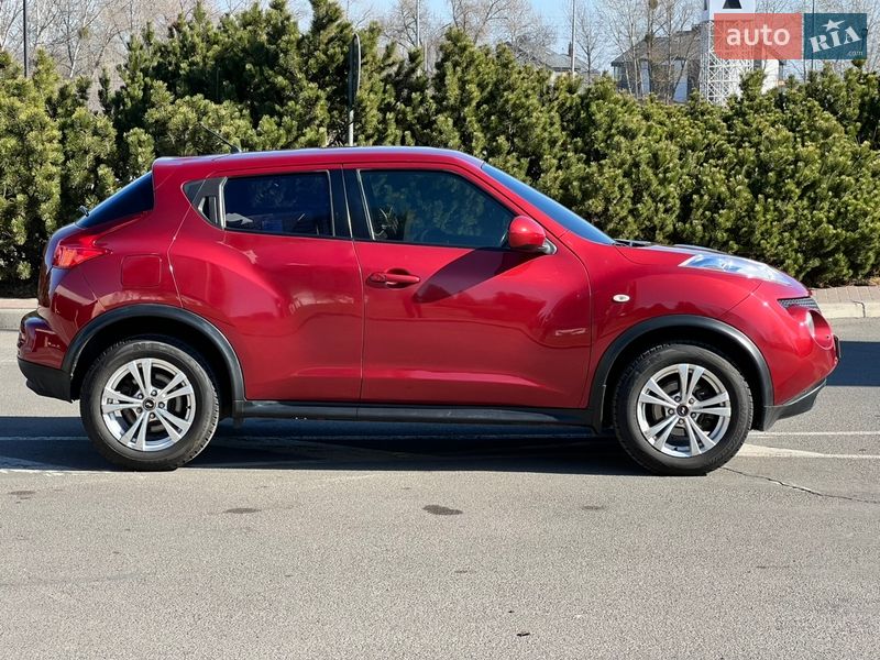 Внедорожник / Кроссовер Nissan Juke 2012 в Киеве