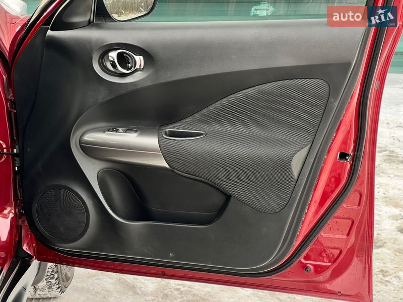 Внедорожник / Кроссовер Nissan Juke 2012 в Киеве