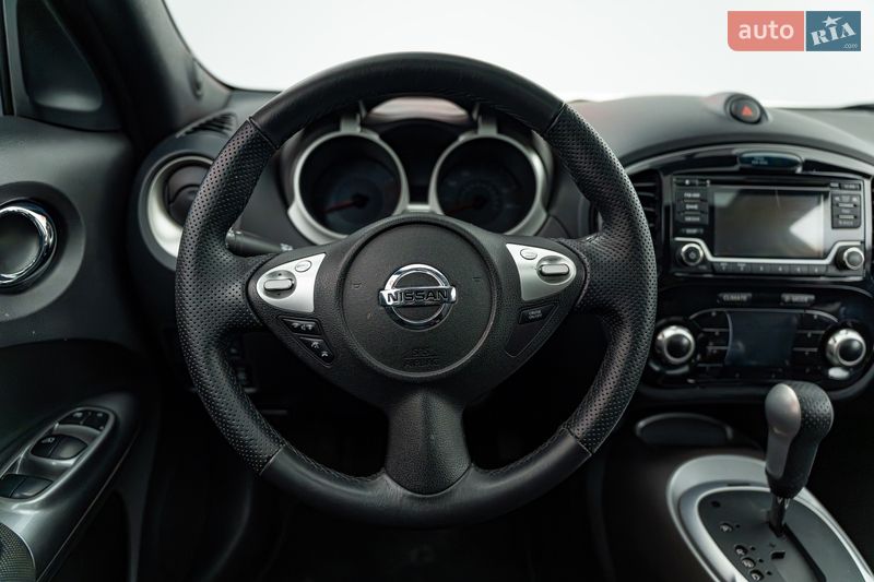 Внедорожник / Кроссовер Nissan Juke 2015 в Киеве