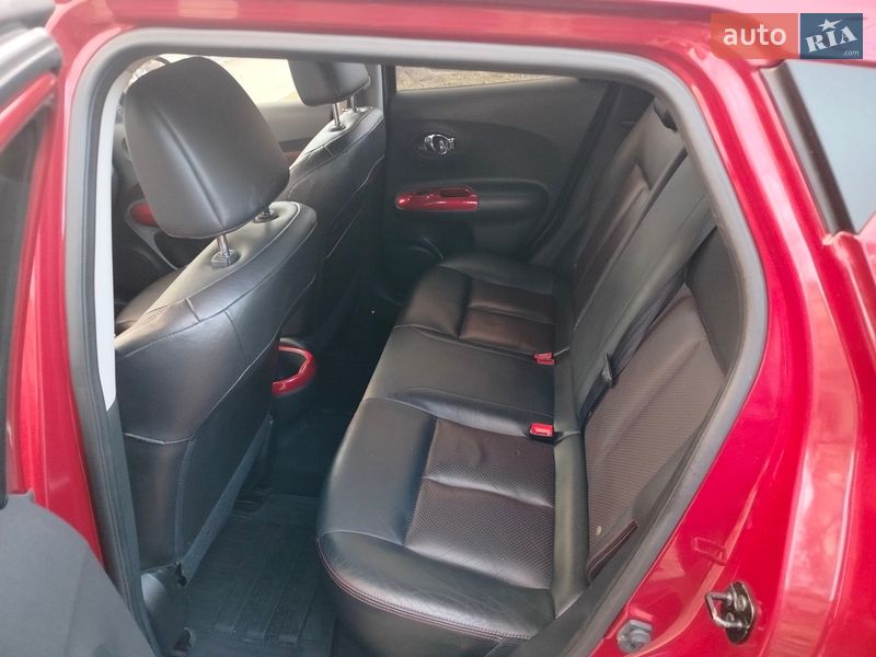 Внедорожник / Кроссовер Nissan Juke 2012 в Одессе