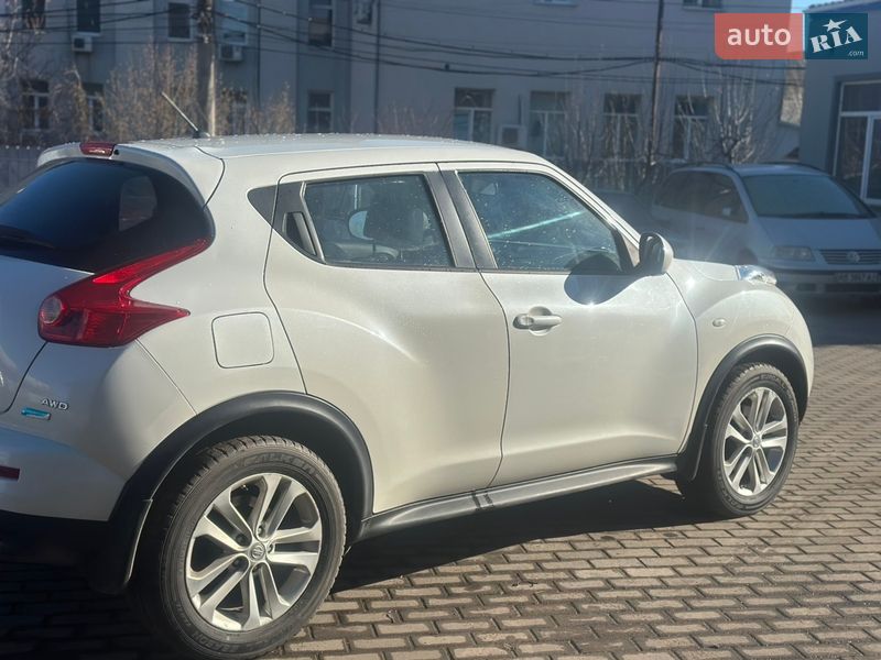 Внедорожник / Кроссовер Nissan Juke 2014 в Виннице
