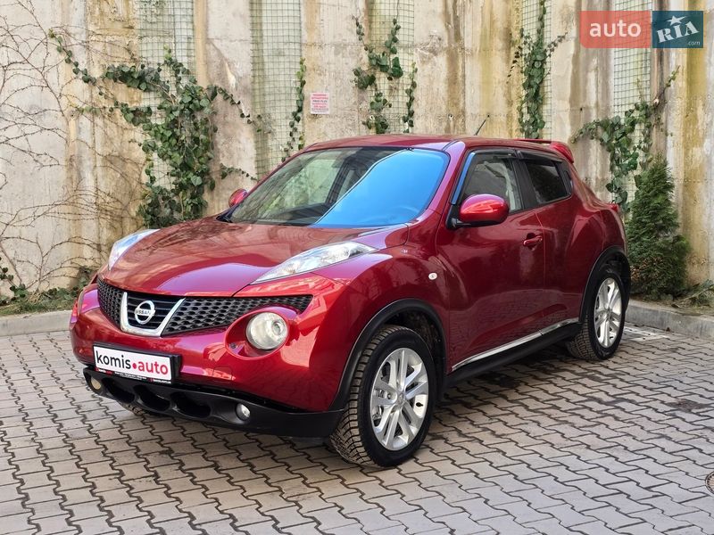 Внедорожник / Кроссовер Nissan Juke 2011 в Хмельницком