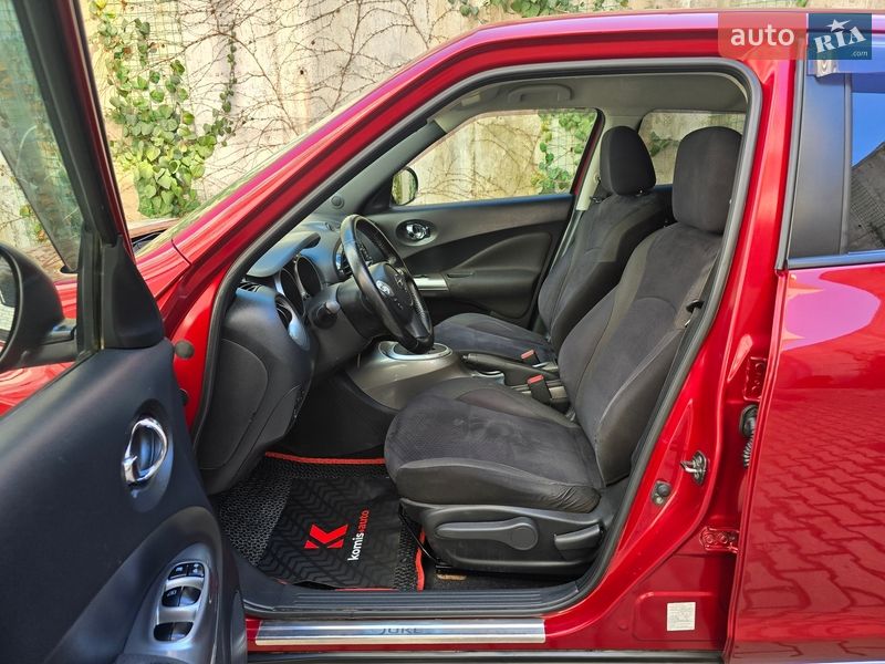 Внедорожник / Кроссовер Nissan Juke 2011 в Хмельницком