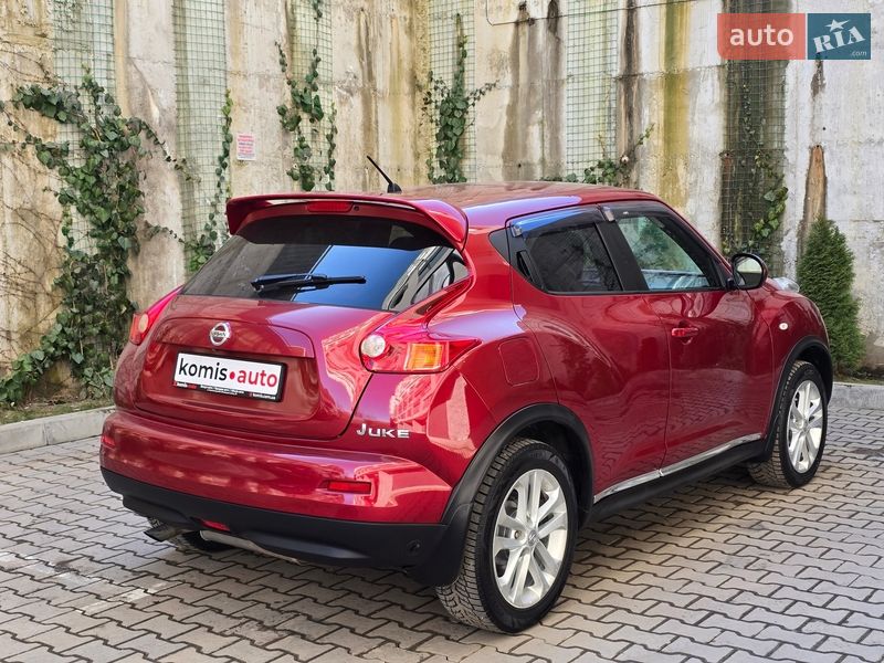 Внедорожник / Кроссовер Nissan Juke 2011 в Хмельницком