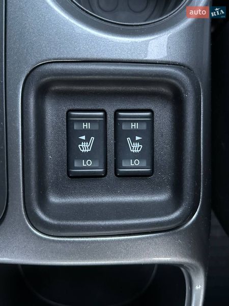 Внедорожник / Кроссовер Nissan Juke 2019 в Киеве