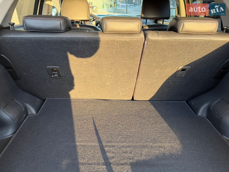 Внедорожник / Кроссовер Nissan Juke 2012 в Буче