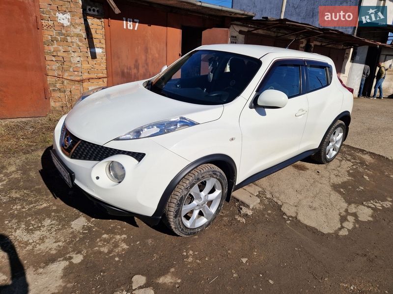 Внедорожник / Кроссовер Nissan Juke 2013 в Хмельницком