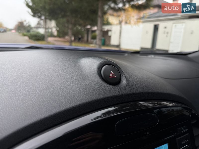 Внедорожник / Кроссовер Nissan Juke 2017 в Одессе