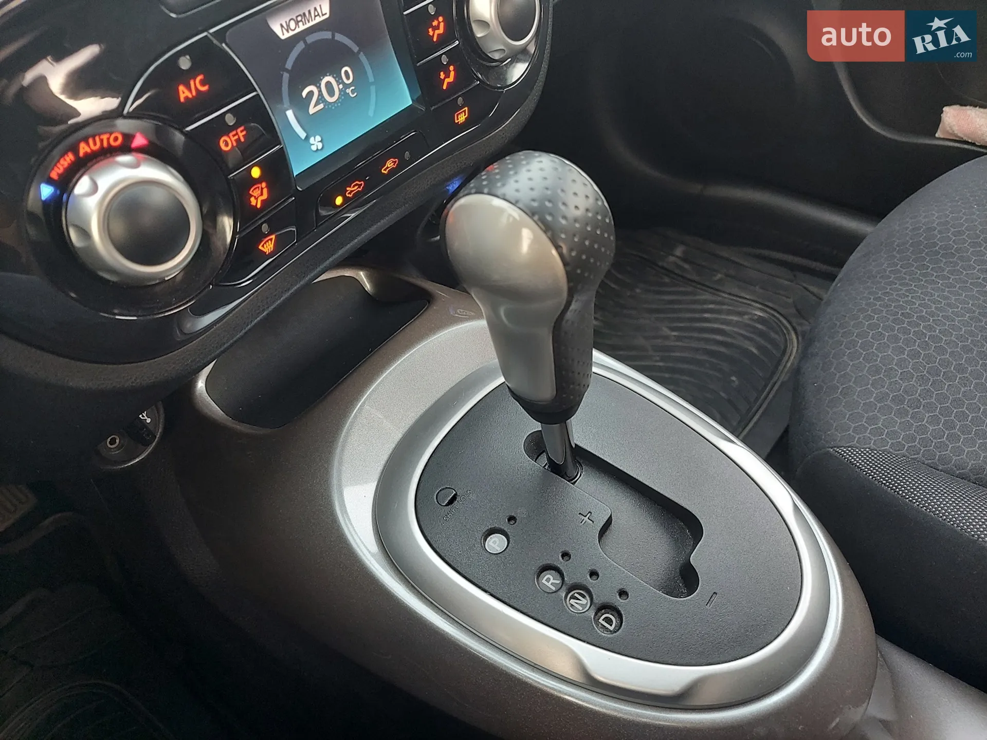 2011 Nissan Juke - мініатюра 25