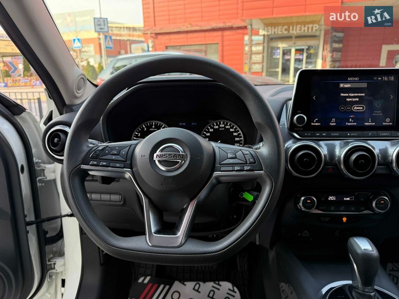 Позашляховик / Кросовер Nissan Juke 2021 в Львові
