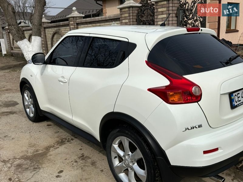Внедорожник / Кроссовер Nissan Juke 2012 в Черновцах