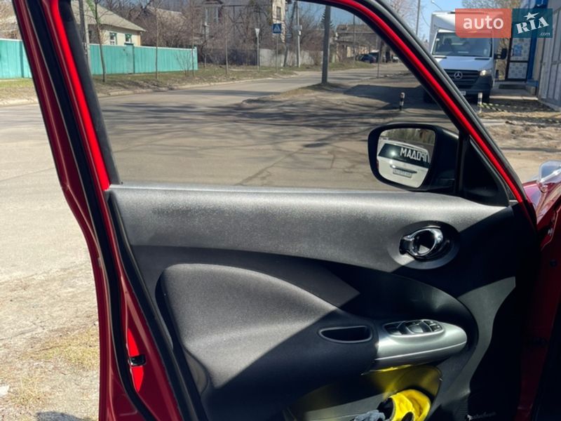 Внедорожник / Кроссовер Nissan Juke 2014 в Харькове