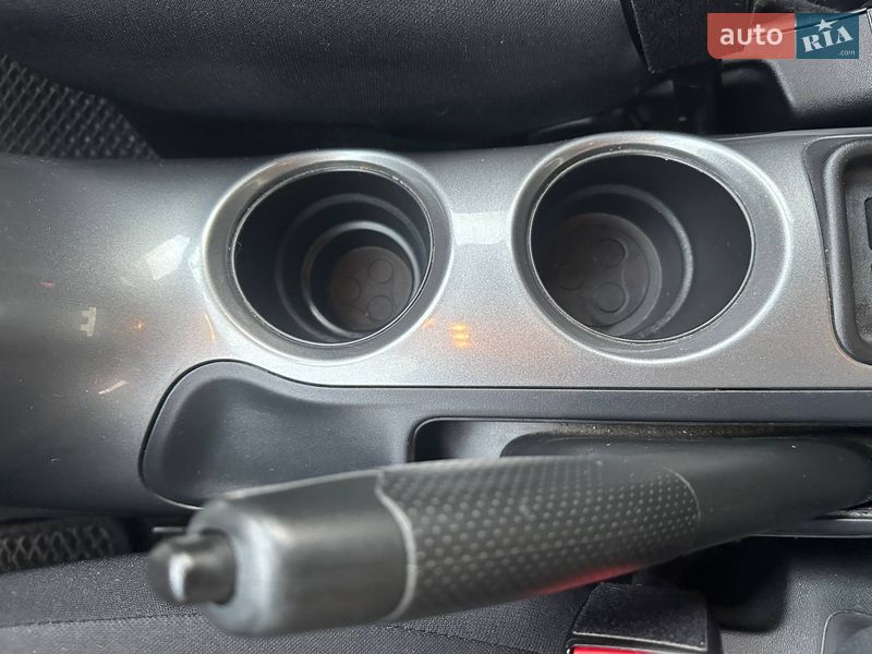 Внедорожник / Кроссовер Nissan Juke 2019 в Днепре