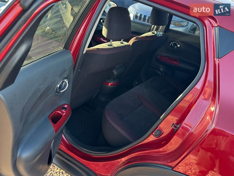 Внедорожник / Кроссовер Nissan Juke 2012 в Киеве