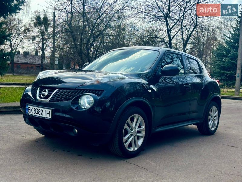 Внедорожник / Кроссовер Nissan Juke 2012 в Ровно