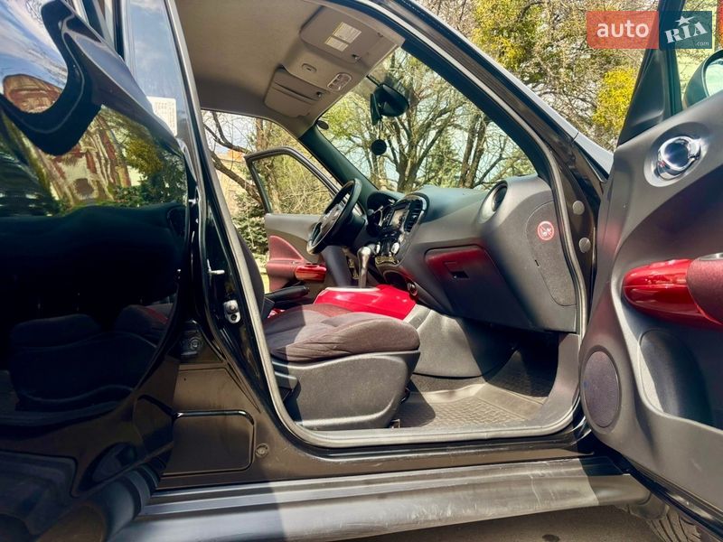 Внедорожник / Кроссовер Nissan Juke 2012 в Ровно