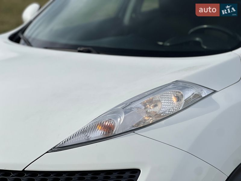 Внедорожник / Кроссовер Nissan Juke 2012 в Ровно фото 7 Внедорожник / Кроссовер Nissan Juke 2012 в Ровно