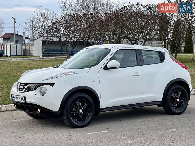 Внедорожник / Кроссовер Nissan Juke 2012 в Ровно фото 11 Внедорожник / Кроссовер Nissan Juke 2012 в Ровно