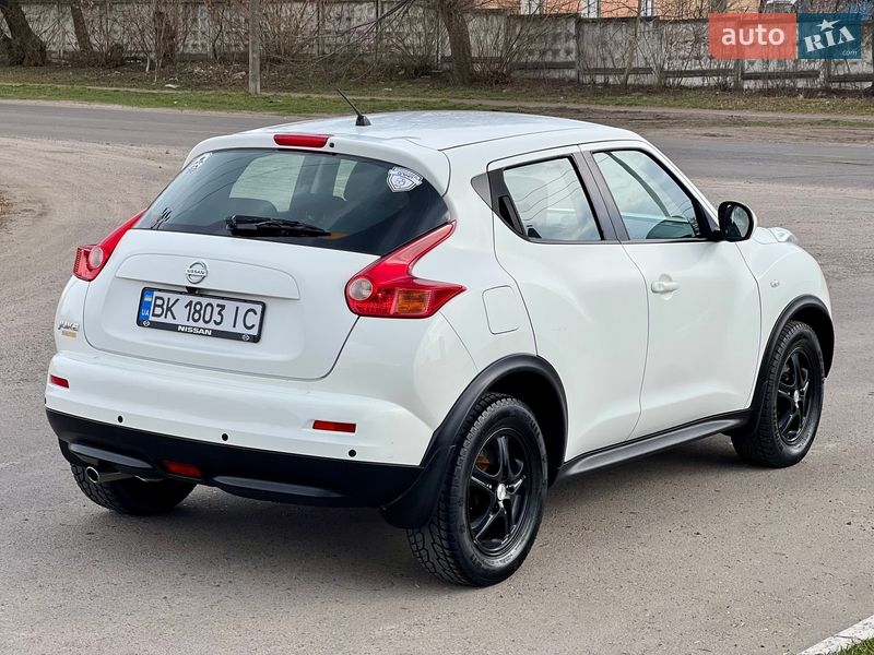 Внедорожник / Кроссовер Nissan Juke 2012 в Ровно фото 16 Внедорожник / Кроссовер Nissan Juke 2012 в Ровно