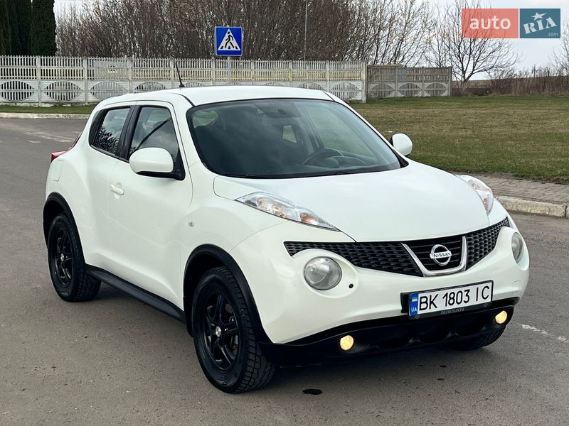Внедорожник / Кроссовер Nissan Juke 2012 в Ровно фото 24 Внедорожник / Кроссовер Nissan Juke 2012 в Ровно