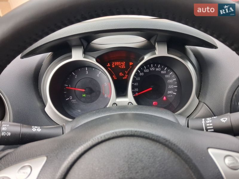 Позашляховик / Кросовер Nissan Juke 2011 в Калуші