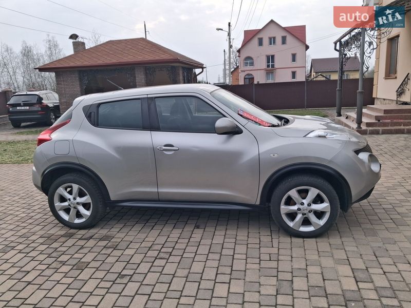Позашляховик / Кросовер Nissan Juke 2011 в Калуші