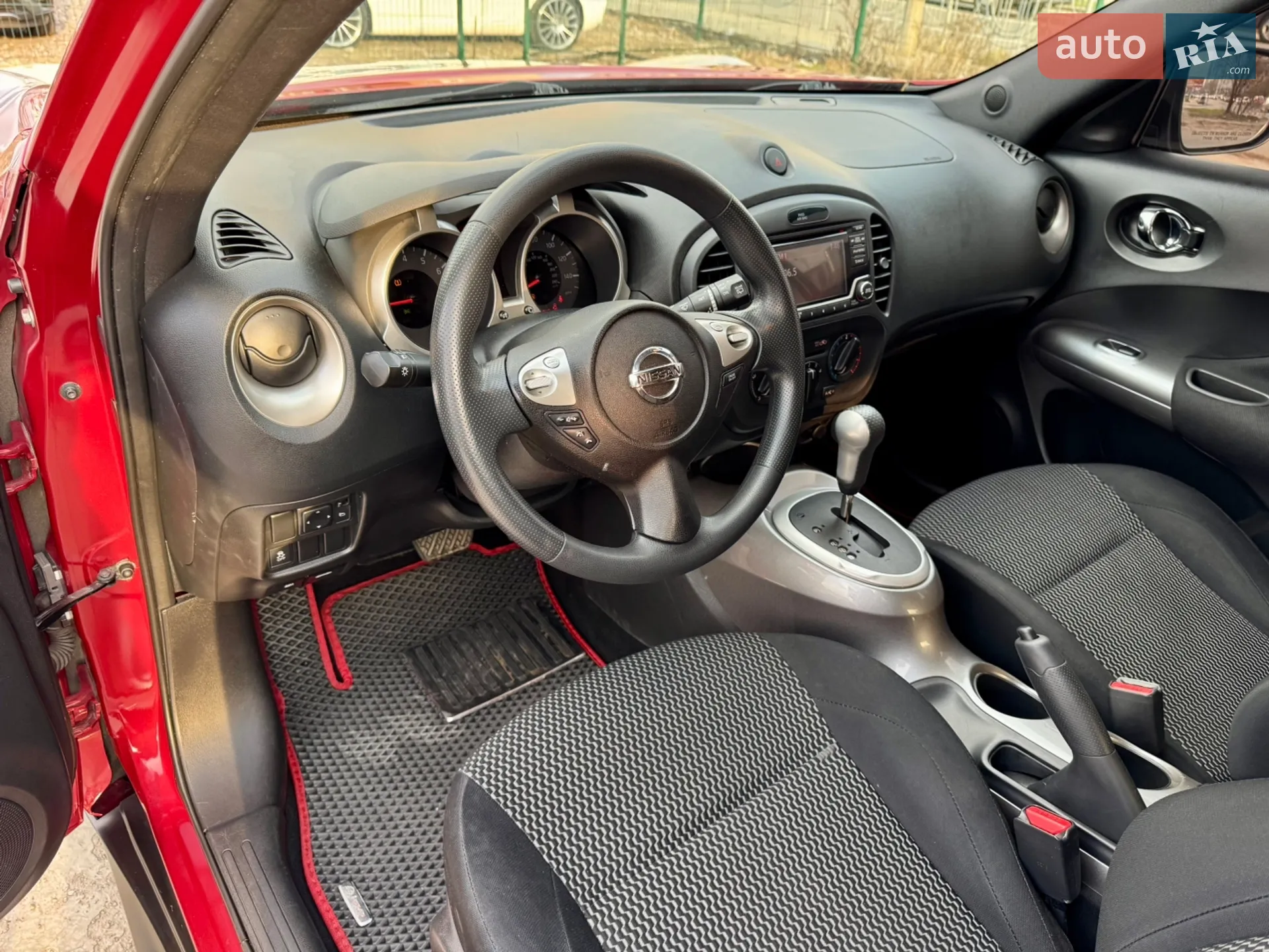 2017 Nissan Juke - мініатюра 11
