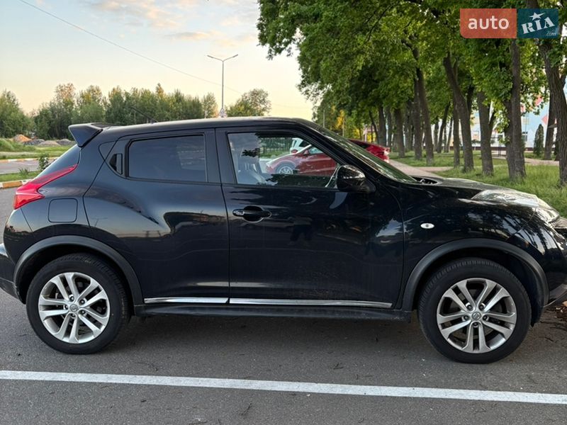 Позашляховик / Кросовер Nissan Juke 2011 в Києві