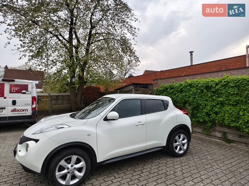 Позашляховик / Кросовер Nissan Juke 2012 в Києві