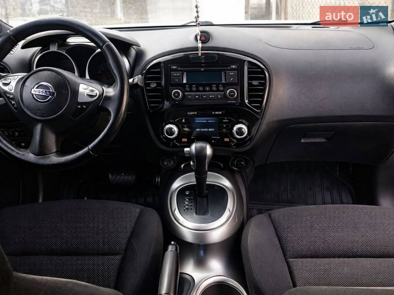 Внедорожник / Кроссовер Nissan Juke 2013 в Сваляве фото 3 Внедорожник / Кроссовер Nissan Juke 2013 в Сваляве