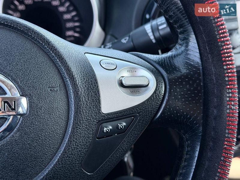 Позашляховик / Кросовер Nissan Juke 2011 в Кривому Розі