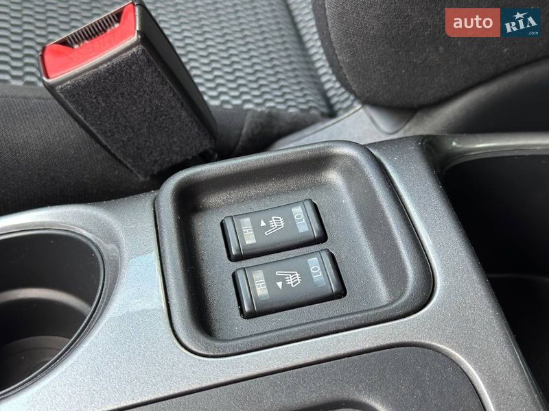 Позашляховик / Кросовер Nissan Juke 2016 в Дніпрі фото 17 Позашляховик / Кросовер Nissan Juke 2016 в Дніпрі